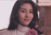 李嘉欣97,从普通女孩到网红女神的蜕变之路